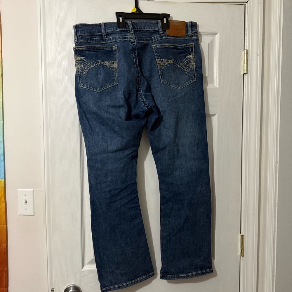 Wrangler Jeans - Picture 2 of 3